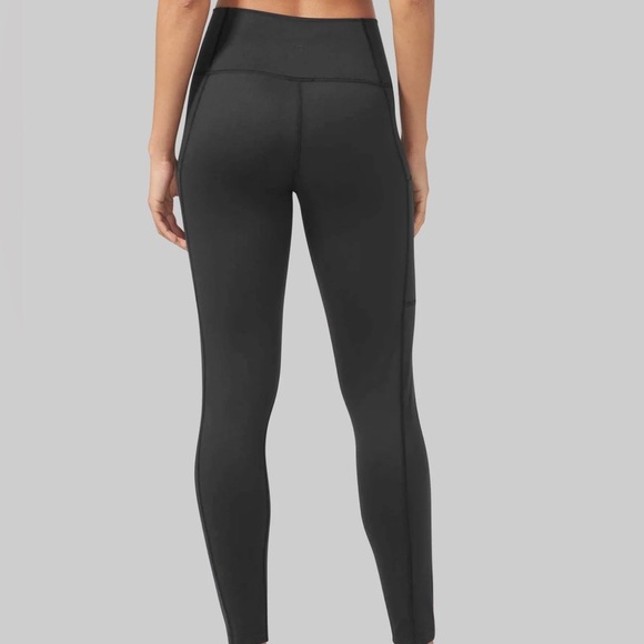 Tommy John Go Anywhere Leggings Black Pocket High-Rise Compression Size L - Picture 12 of 14